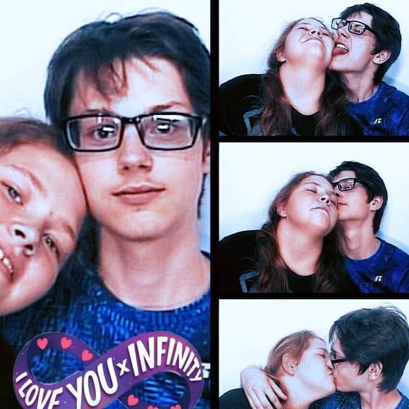 Meet your Posher, Bri - Picture 1 of 1